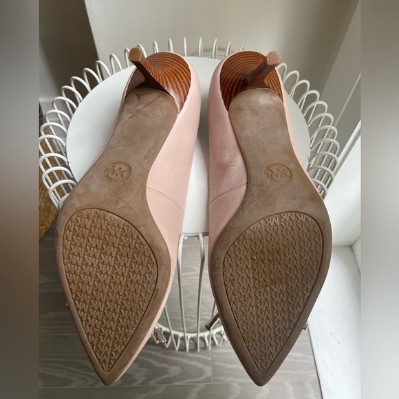MICHAEL KORS Pumps - Picture 5 of 5